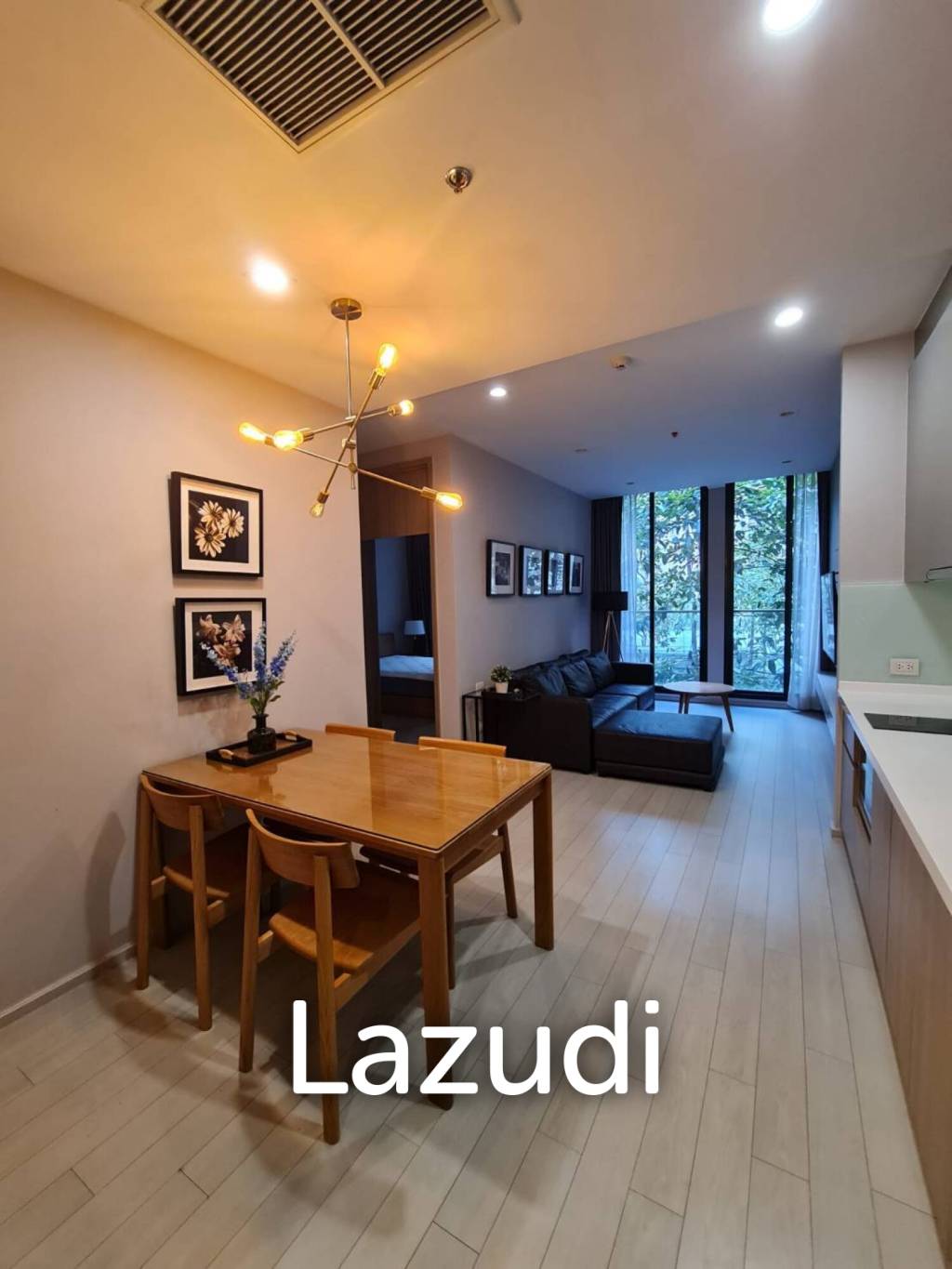 80 sqm modern 2 bedroom condo at Noble Ploenchit Lumpini Bangkok