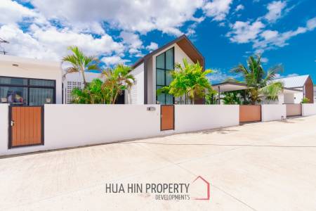 120 sqm modern pool villa in Thap Tai Hua Hin