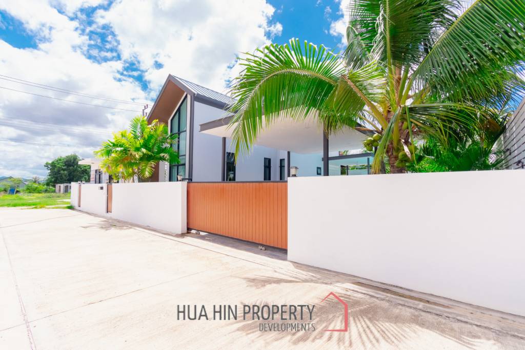 120 sqm modern pool villa in Thap Tai Hua Hin