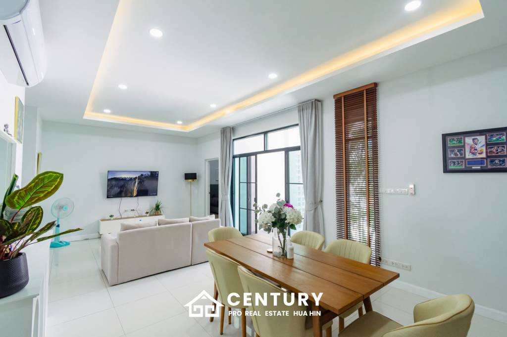 328 metro cuadrado 3 ` 2 Baño Villa de Venta