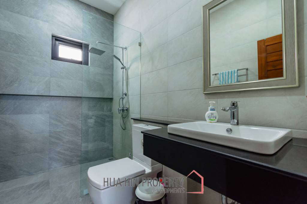 120 sqm modern pool villa in Thap Tai Hua Hin