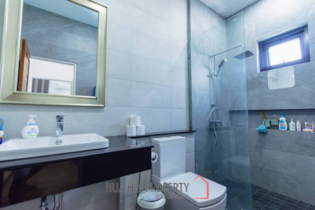 120 sqm modern pool villa in Thap Tai Hua Hin