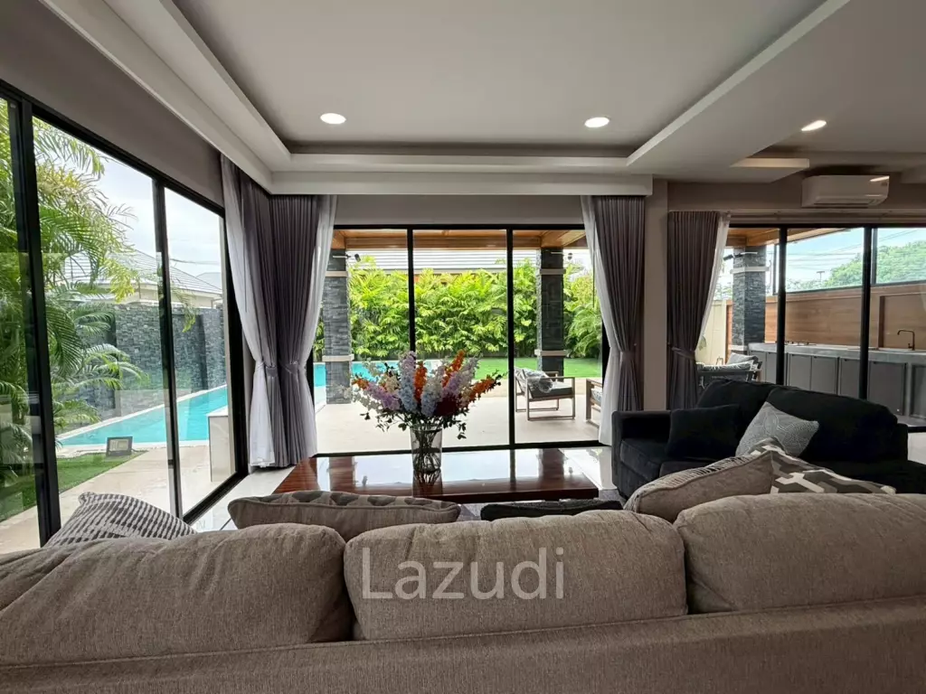 Luxury Two-Storey Villa for Sale Near Mabprachan Lake