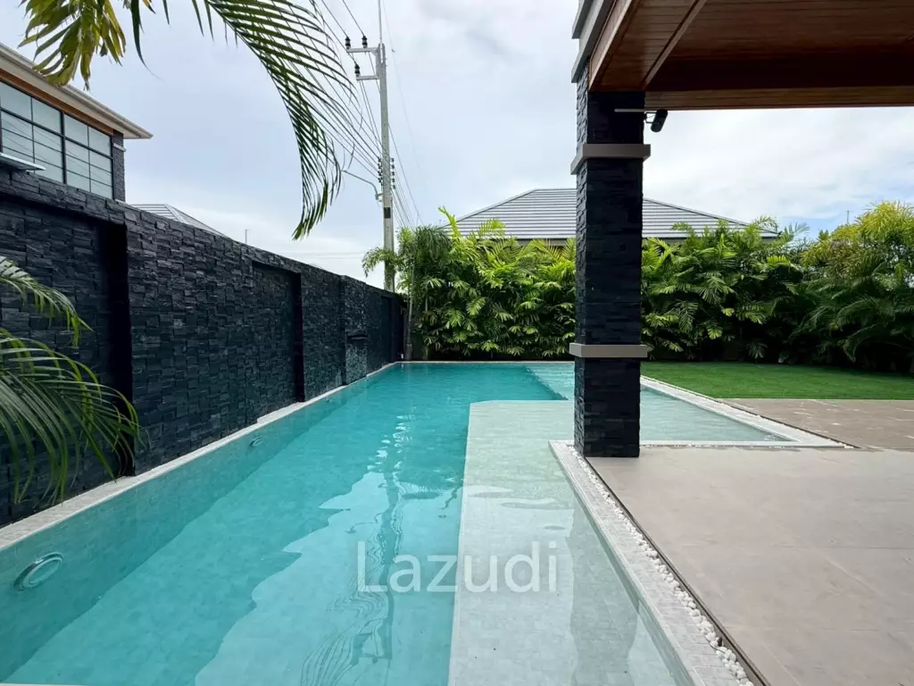 Luxury Two-Storey Villa for Sale Near Mabprachan Lake