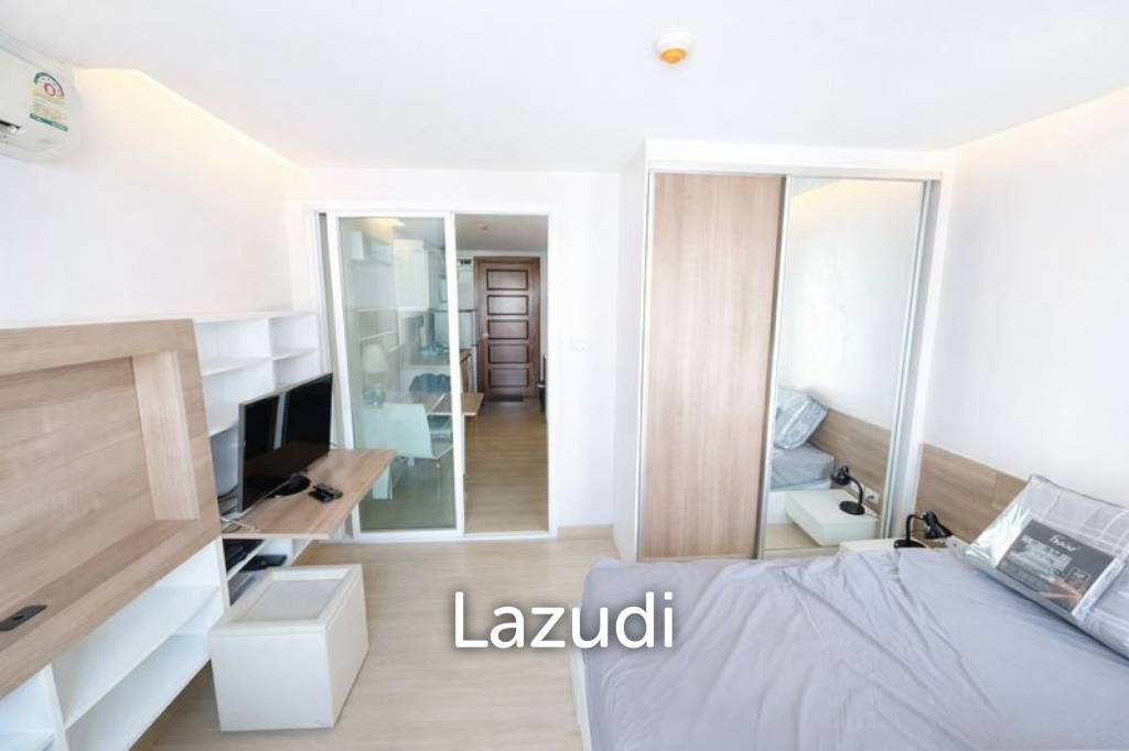 32 sqm 1 Bedroom Condo in Din Daeng Bangkok Freehold Fully Furnished