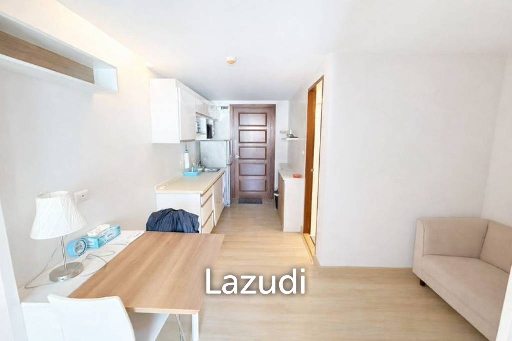 32 sqm 1 Bedroom Condo in Din Daeng Bangkok Freehold Fully Furnished