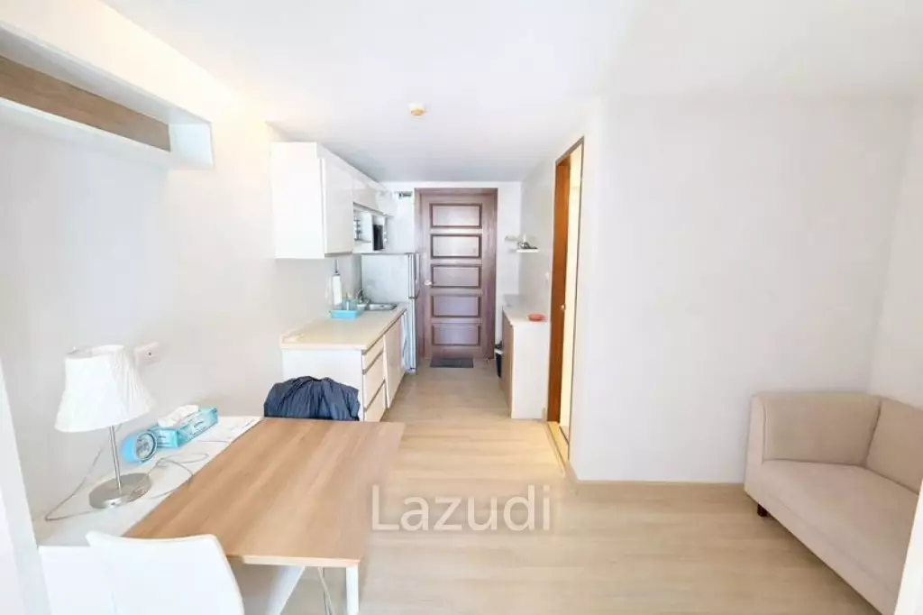 32 sqm 1 Bedroom Condo in Din Daeng Bangkok Freehold Fully Furnished
