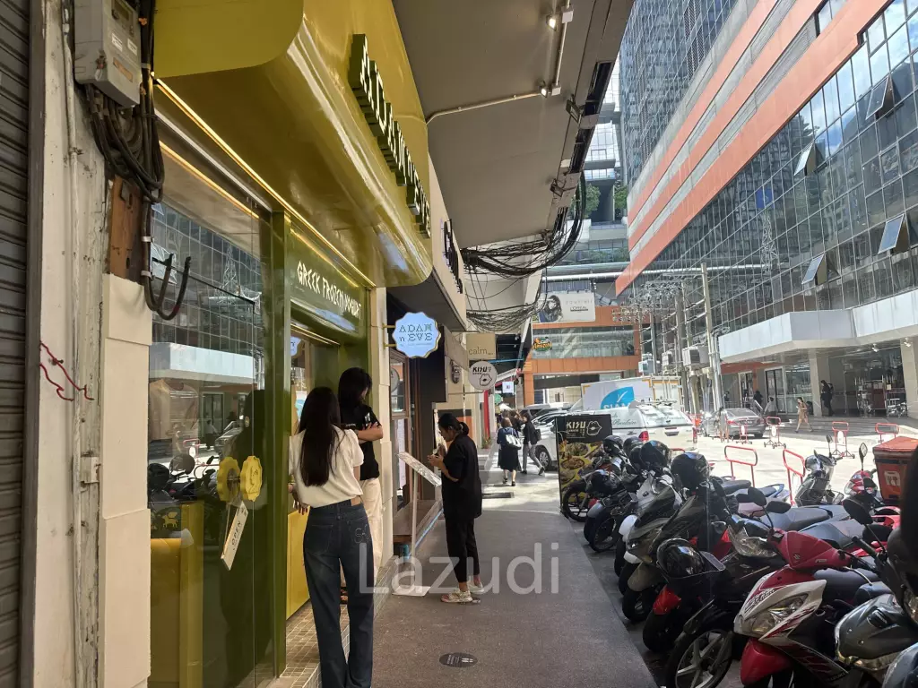 210 sqm 5-storey townhouse in Mahatun Plaza Lumpini Pathum Wan