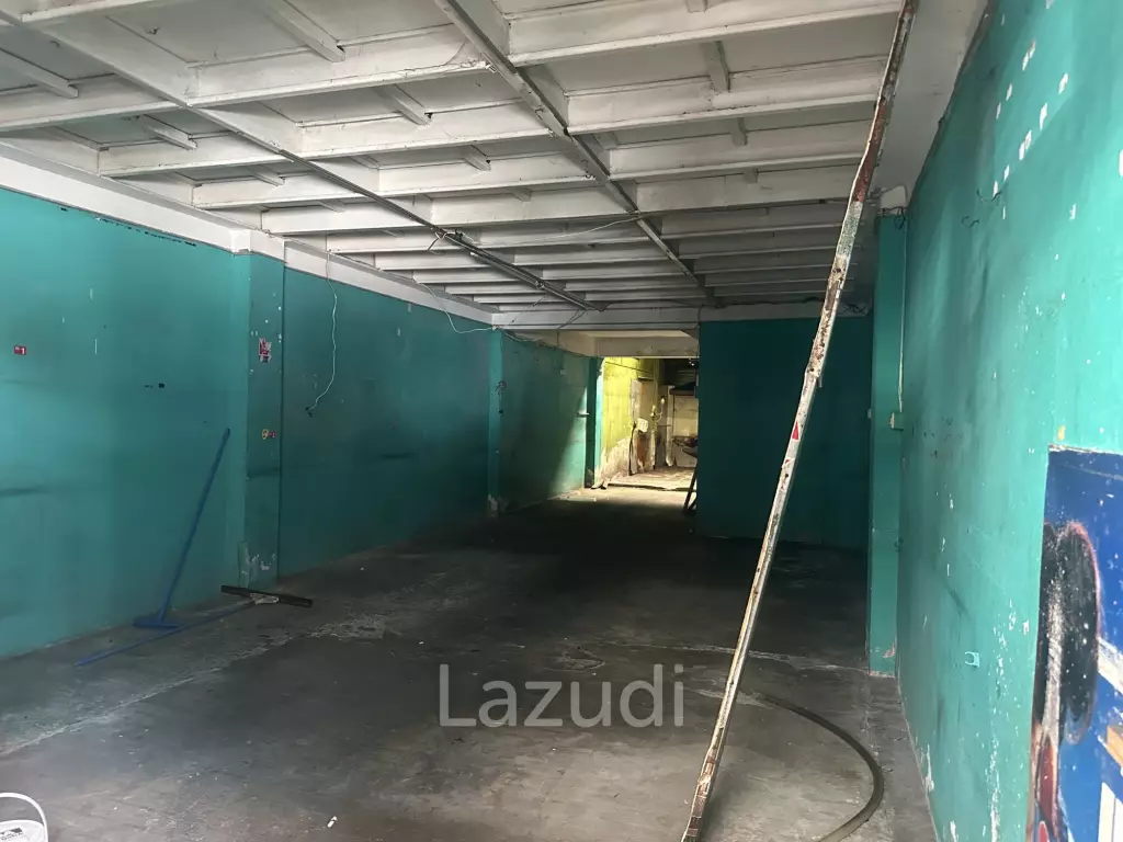 210 sqm 5-storey townhouse in Mahatun Plaza Lumpini Pathum Wan