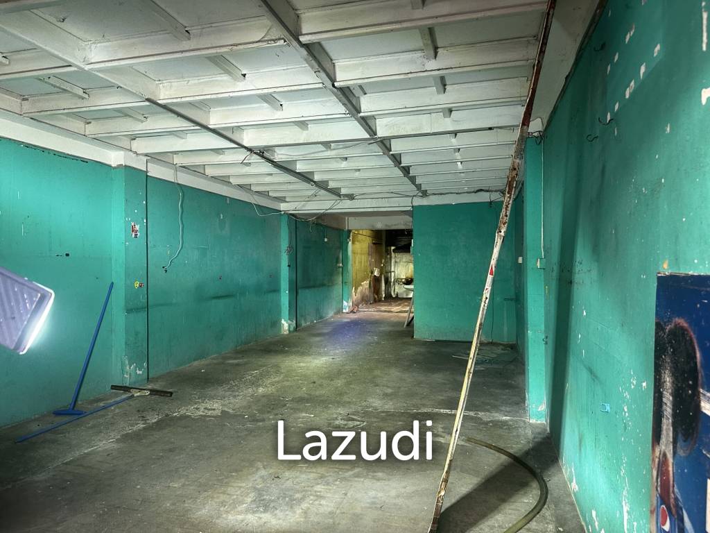 210 sqm 5-storey townhouse in Mahatun Plaza Lumpini Pathum Wan