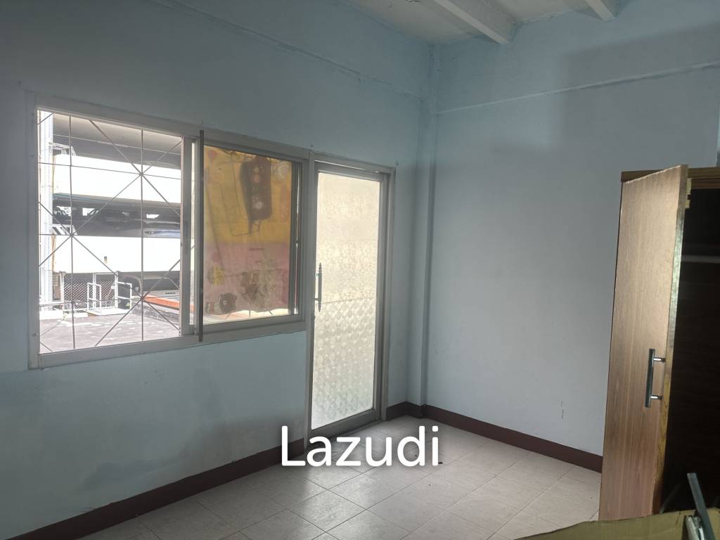 210 sqm 5-storey townhouse in Mahatun Plaza Lumpini Pathum Wan