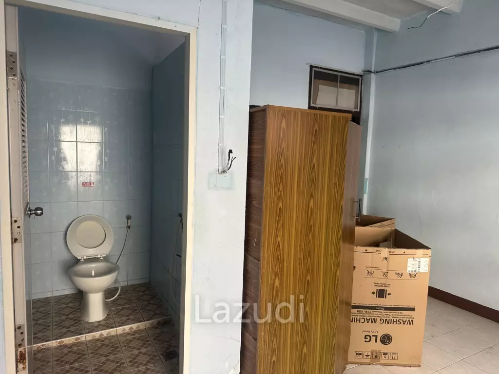 210 sqm 5-storey townhouse in Mahatun Plaza Lumpini Pathum Wan
