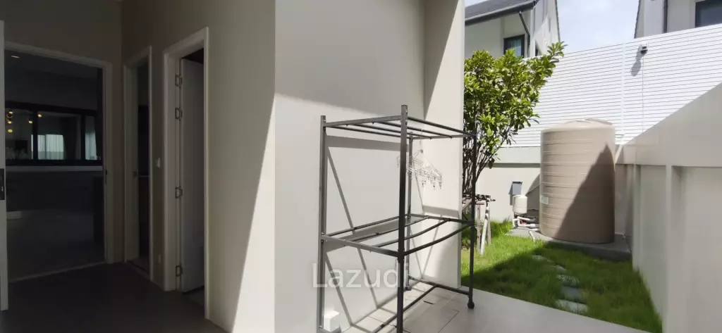 Ultra-Luxury 2-Story Pool Villa for Sale at The Lavish