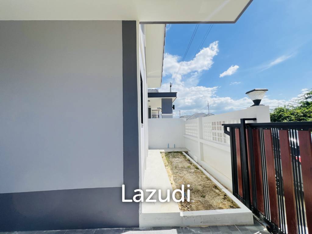 123 sqm Modern 3 BR Villa with Pool in Soi 102