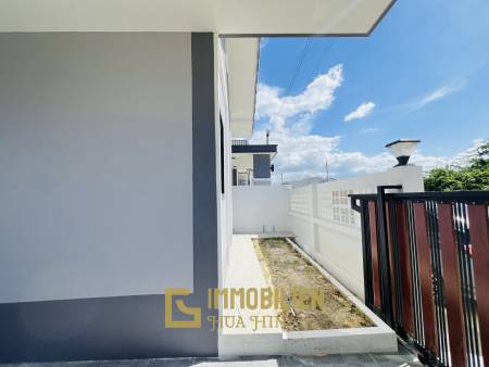 privater Pool / 3 Schlafzimmer / voll möbliert