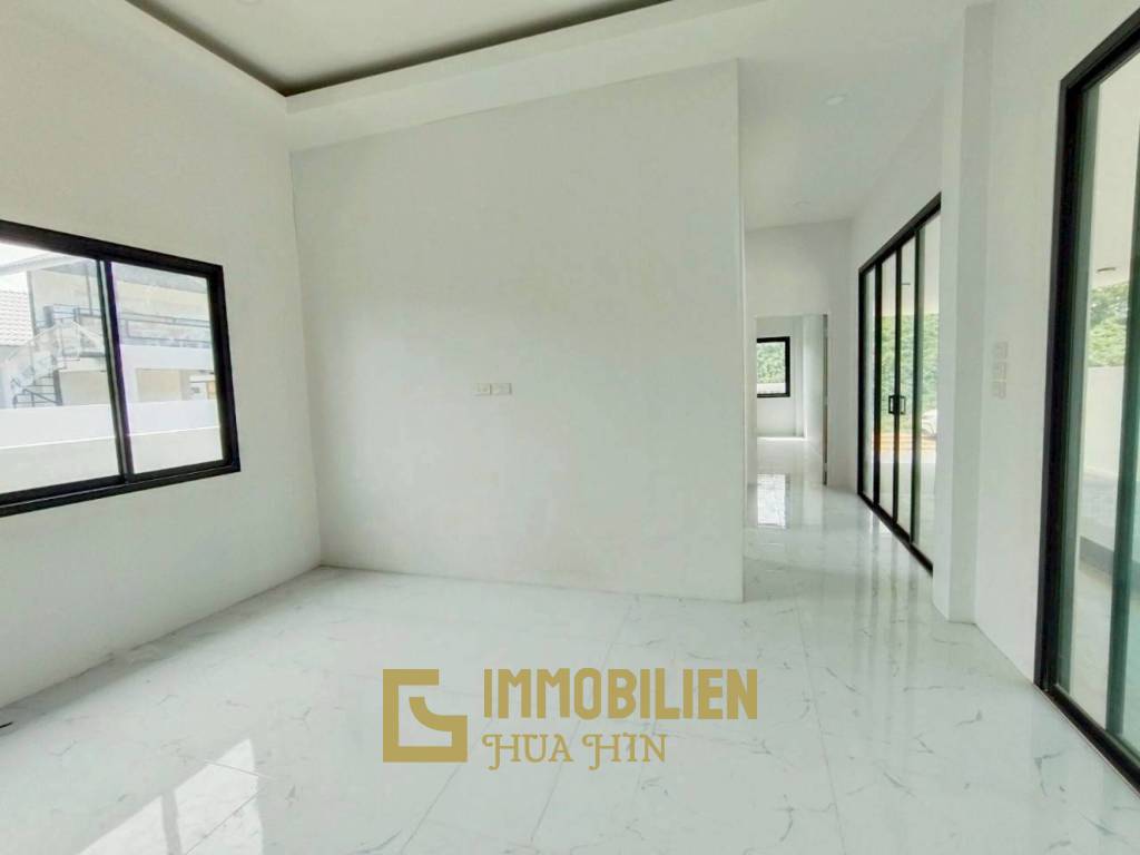 privater Pool / 3 Schlafzimmer / voll möbliert