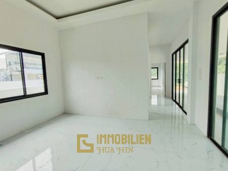 privater Pool / 3 Schlafzimmer / voll möbliert