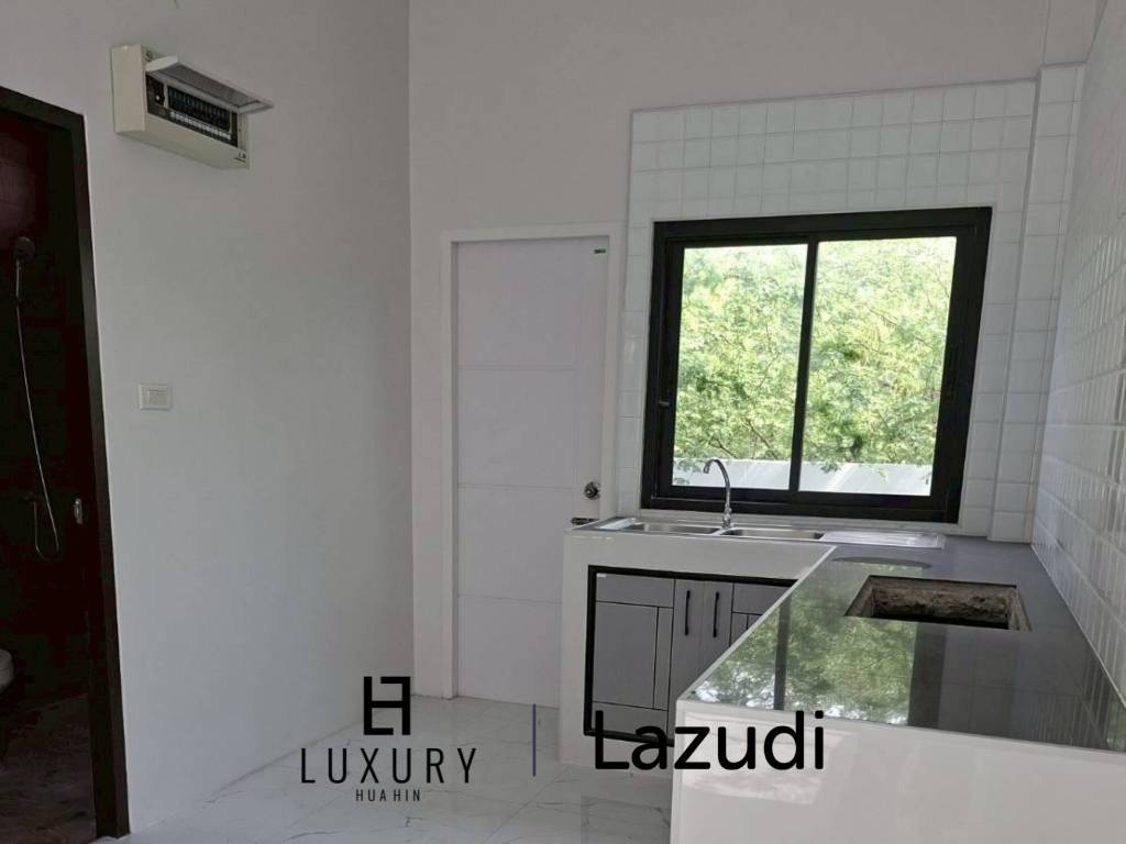 privater Pool / 3 Schlafzimmer / voll möbliert