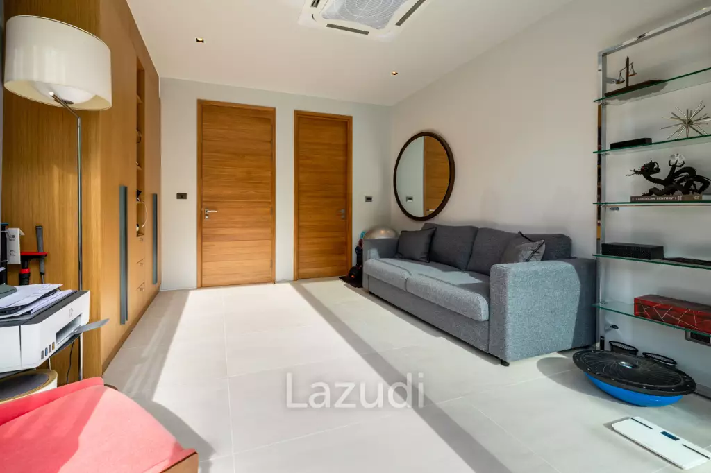 Modern Luxury 3-Bedroom Pool Villa for Sale in Thalang