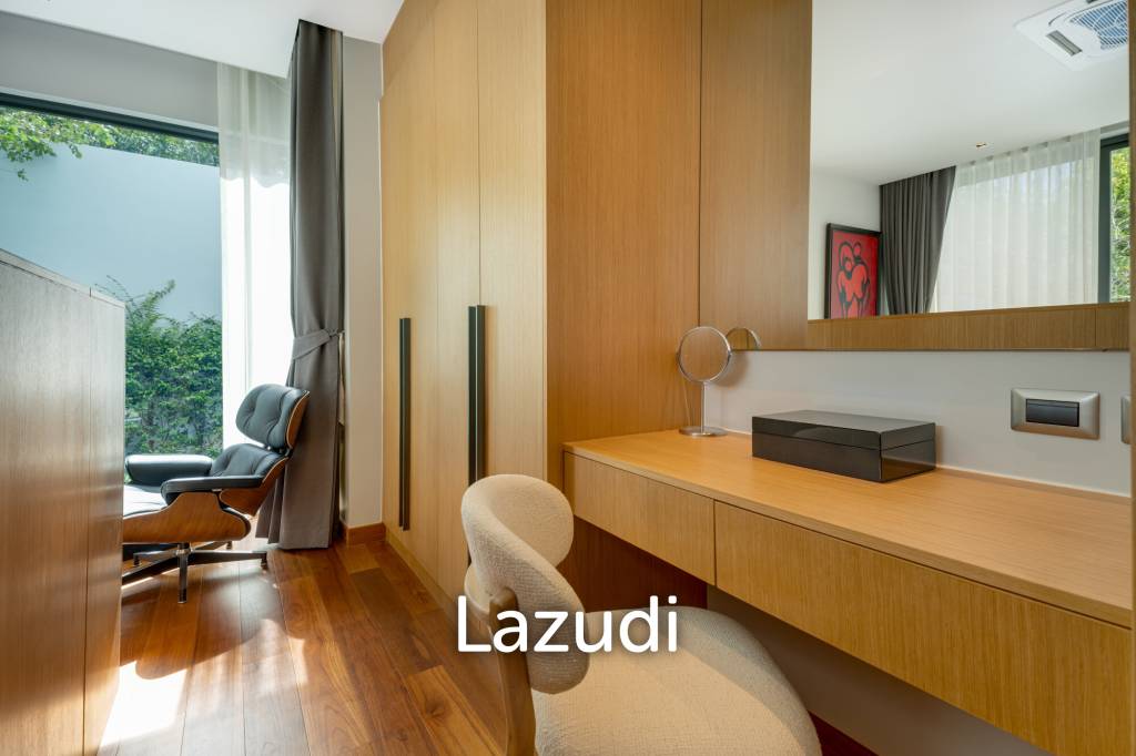 Modern Luxury 3-Bedroom Pool Villa for Sale in Thalang