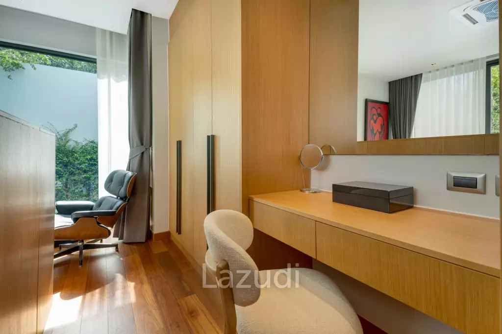 Modern Luxury 3-Bedroom Pool Villa for Sale in Thalang