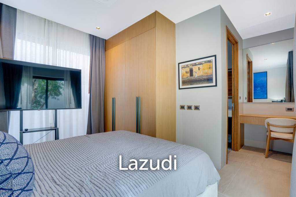 Modern Luxury 3-Bedroom Pool Villa for Sale in Thalang