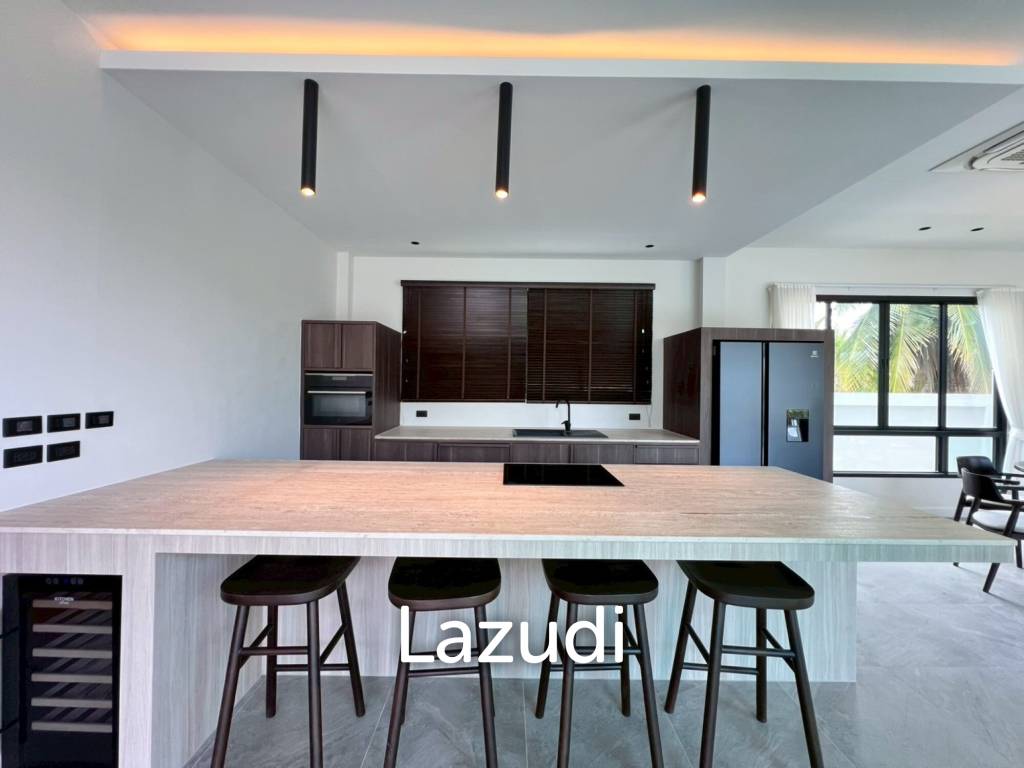 220 sqm Pool Villa Mountain Views in Sam Roi Yot