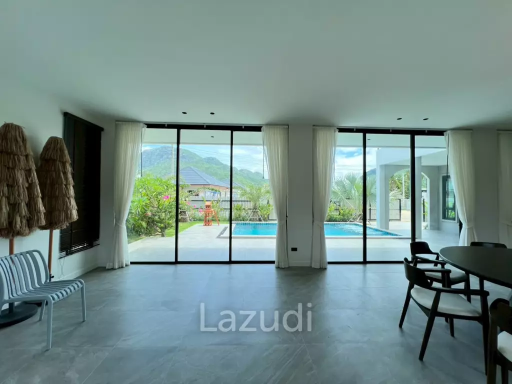 220 sqm Pool Villa Mountain Views in Sam Roi Yot