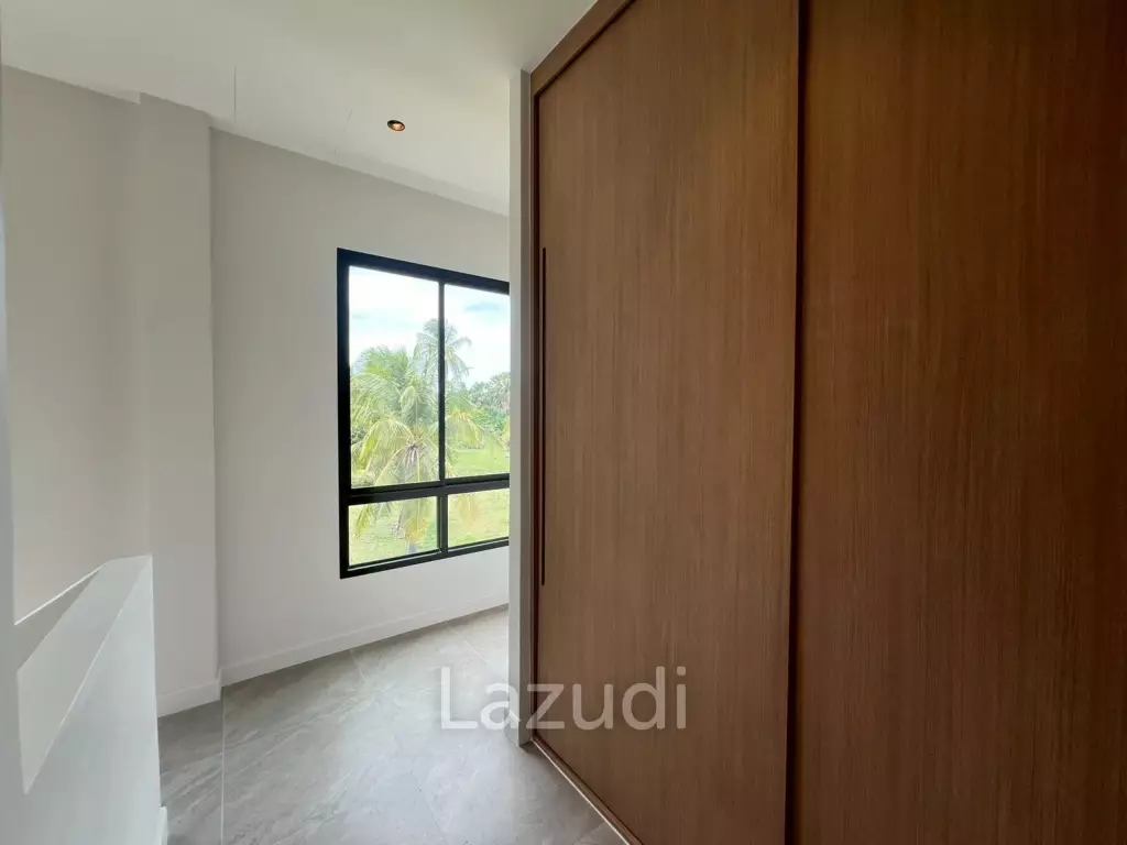 220 sqm Pool Villa Mountain Views in Sam Roi Yot
