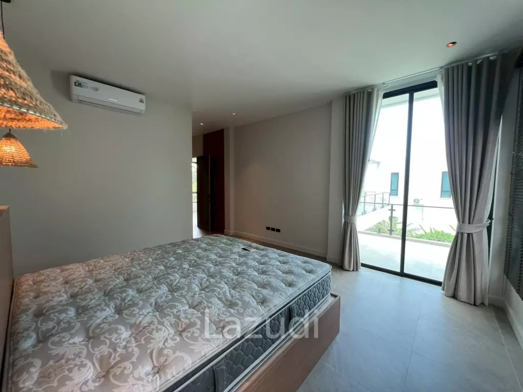 220 sqm Pool Villa Mountain Views in Sam Roi Yot