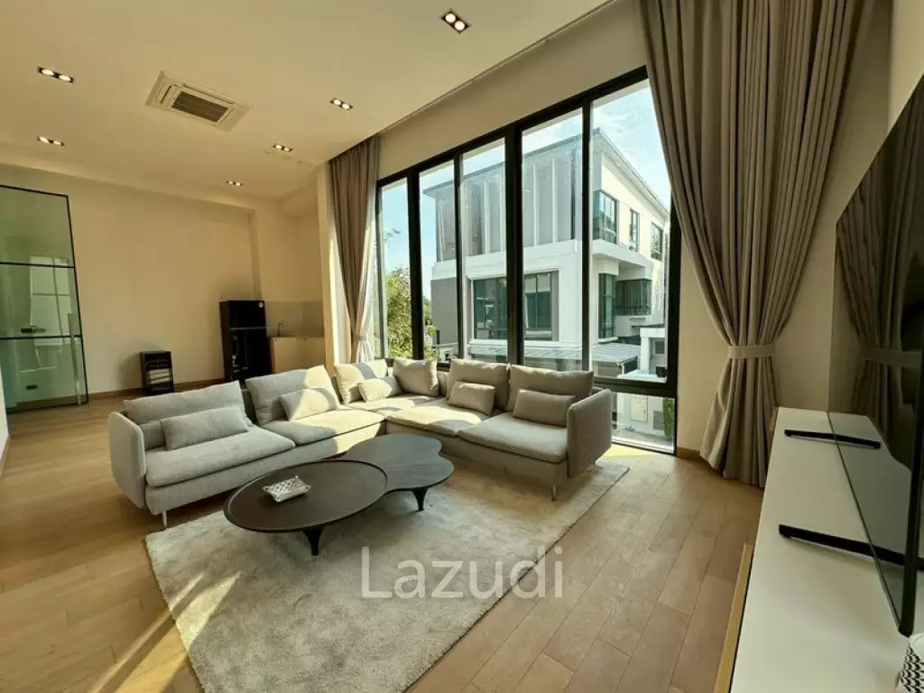 บ้านเดี่ยวหรู 412 ตร.ม. ย่านคลองเจ้าคุณสิงห์ วังทองหลาง