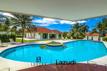Terrain de 3 000 m² / Surface habitable de 540 m² / Emplacement exceptionnel