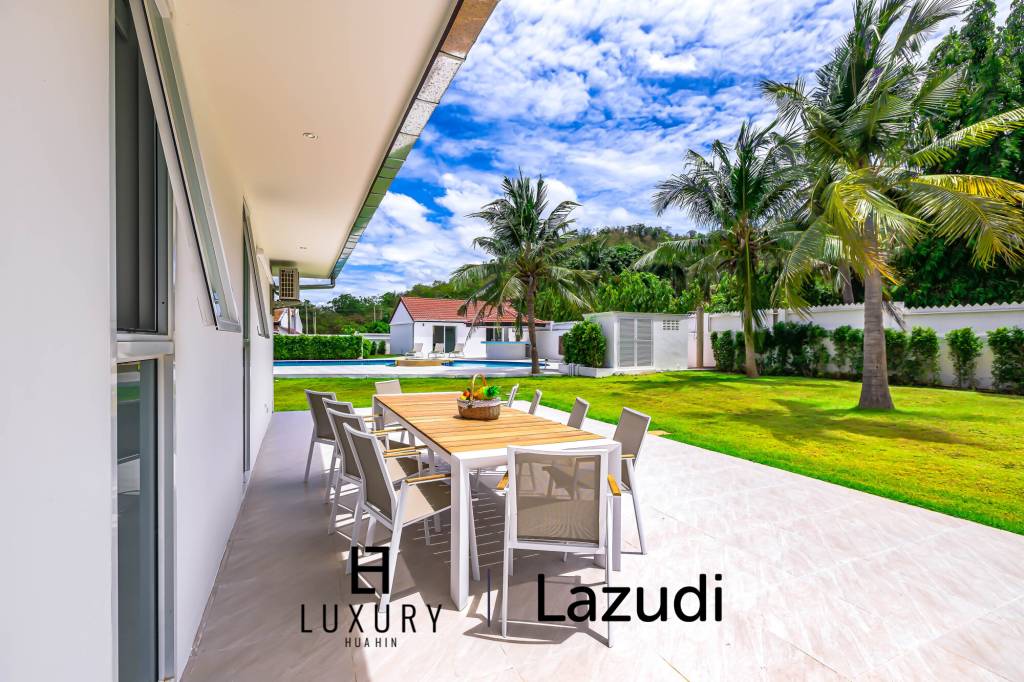 Terrain de 3 000 m² / Surface habitable de 540 m² / Emplacement exceptionnel