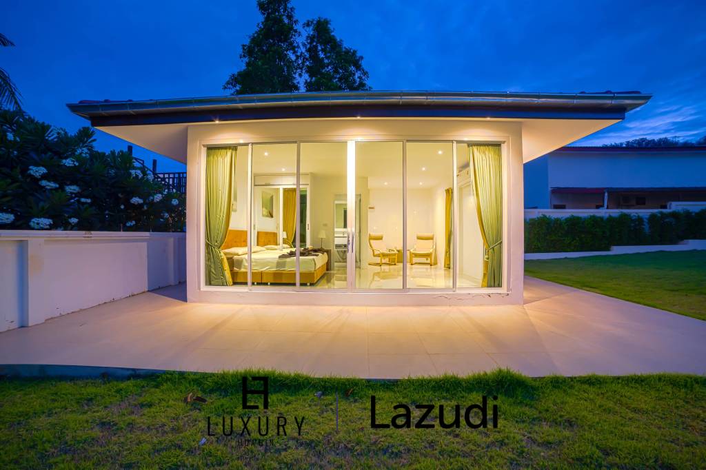 Terrain de 3 000 m² / Surface habitable de 540 m² / Emplacement exceptionnel