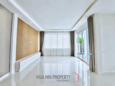 MODERN POOL VILLA  ON SOI 102 : 3 bed prime city location