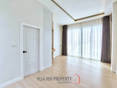 MODERN POOL VILLA  ON SOI 102 : 3 bed prime city location