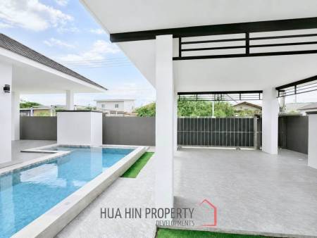 MODERN POOL VILLA  ON SOI 102 : 3 bed prime city location