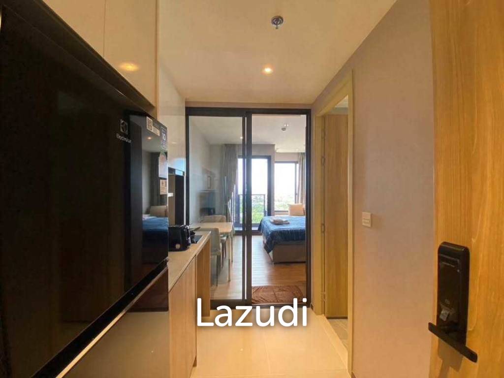 One-Bedroom High-Floor Sea View for Rent At Once Pattaya