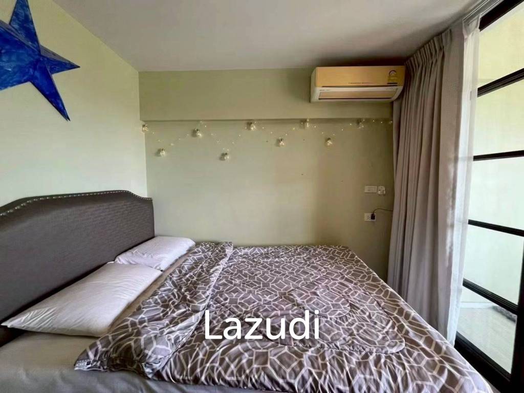 Spacious Two-Bedroom Residence for Rent Veranda