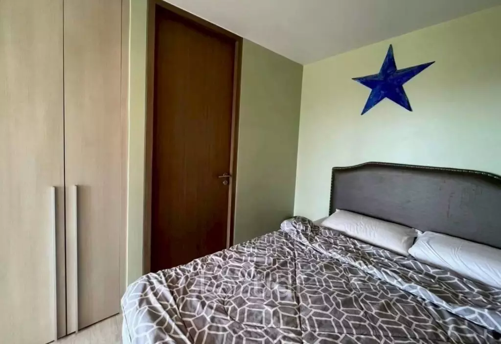 Spacious Two-Bedroom Residence for Rent Veranda