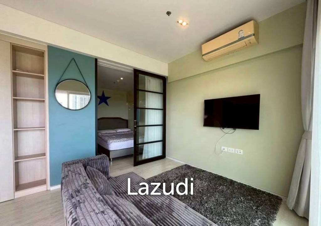 Spacious Two-Bedroom Residence for Rent Veranda