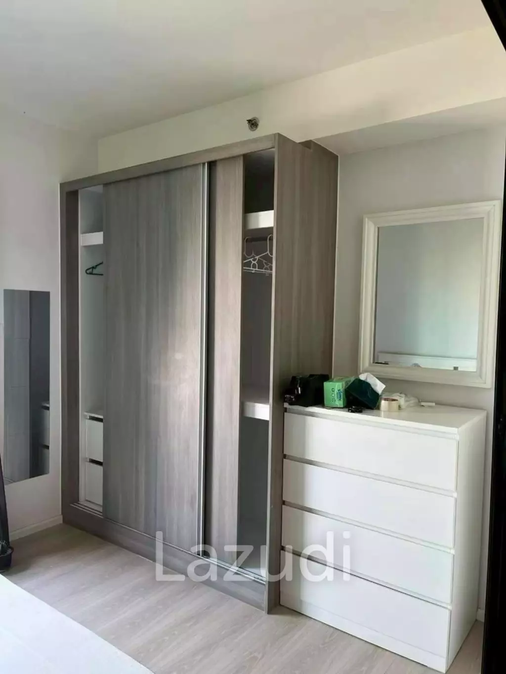 28 sqm 1 Bedroom Condo in Bang Plee Samut Prakan Freehold