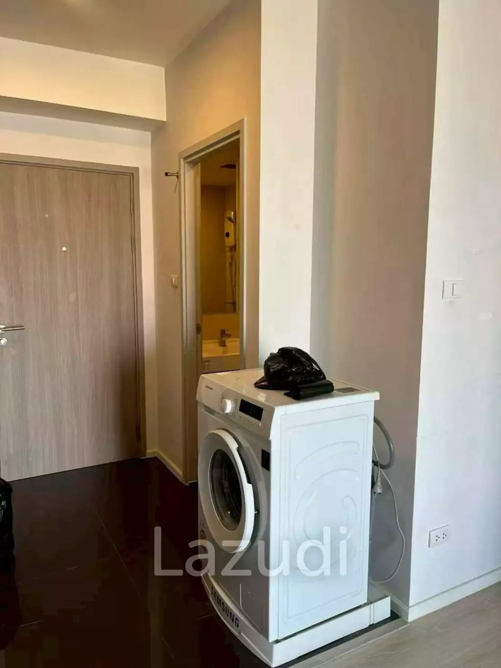 28 sqm 1 Bedroom Condo in Bang Plee Samut Prakan Freehold