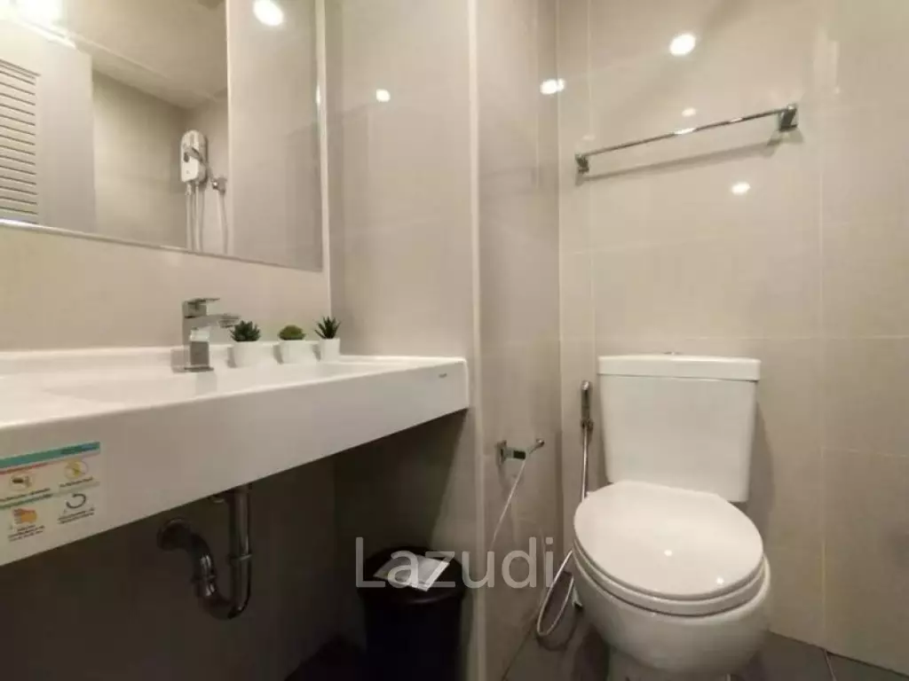 34.7 sqm high floor 1 bedroom condo in Bang Kaeo Bang Plee Samut Prakan