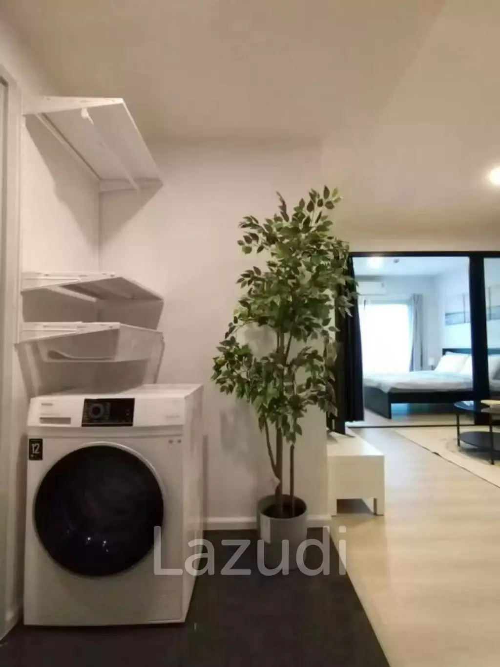 34.7 sqm high floor 1 bedroom condo in Bang Kaeo Bang Plee Samut Prakan