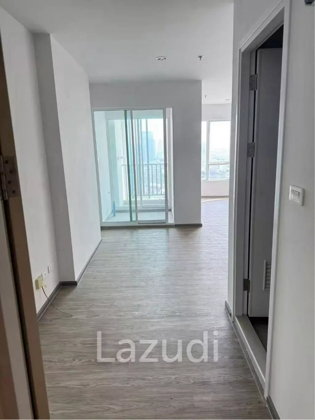 28 sqm high-rise 1 bedroom condo in Bang Sue Bangkok