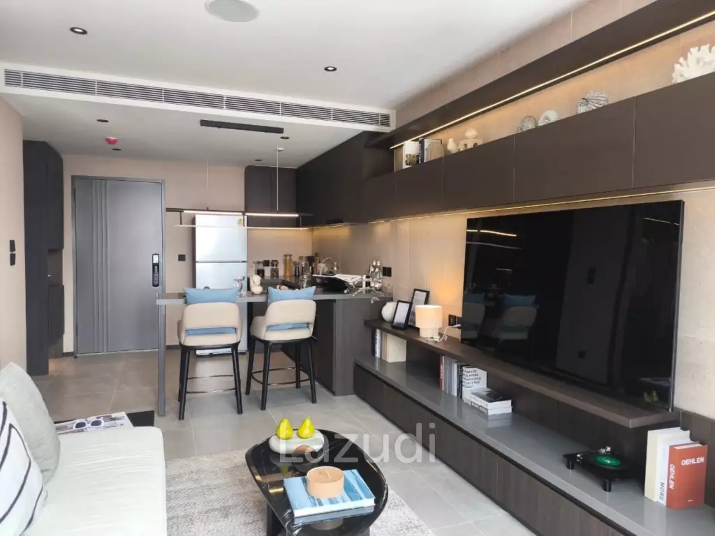 Ultra-Luxury 1-Bed Oceanfront Condo at The Panora Esturia