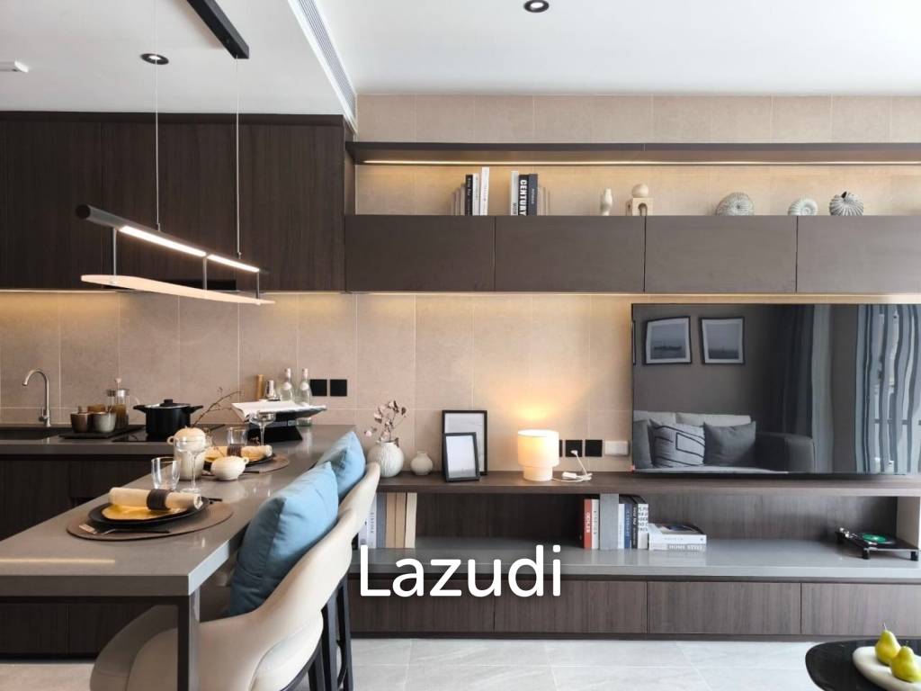 Ultra-Luxury 1-Bed Oceanfront Condo at The Panora Esturia