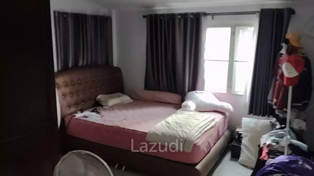ขายบ้าน 2 ชั้น 4 ห้องนอนในโครงการสินธานี 1 ในตัวเมือง