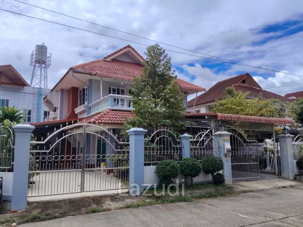 ขายบ้าน 2 ชั้น 4 ห้องนอนในโครงการสินธานี 1 ในตัวเมือง